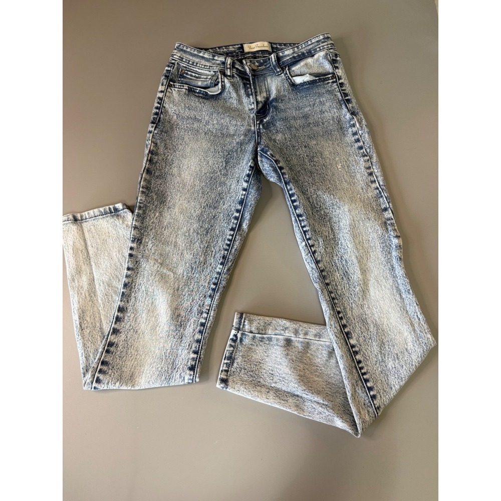 True Freedom Junior Size 3 Acid Wash Skinny Jeans Light Blue Denim Stretch Pants
